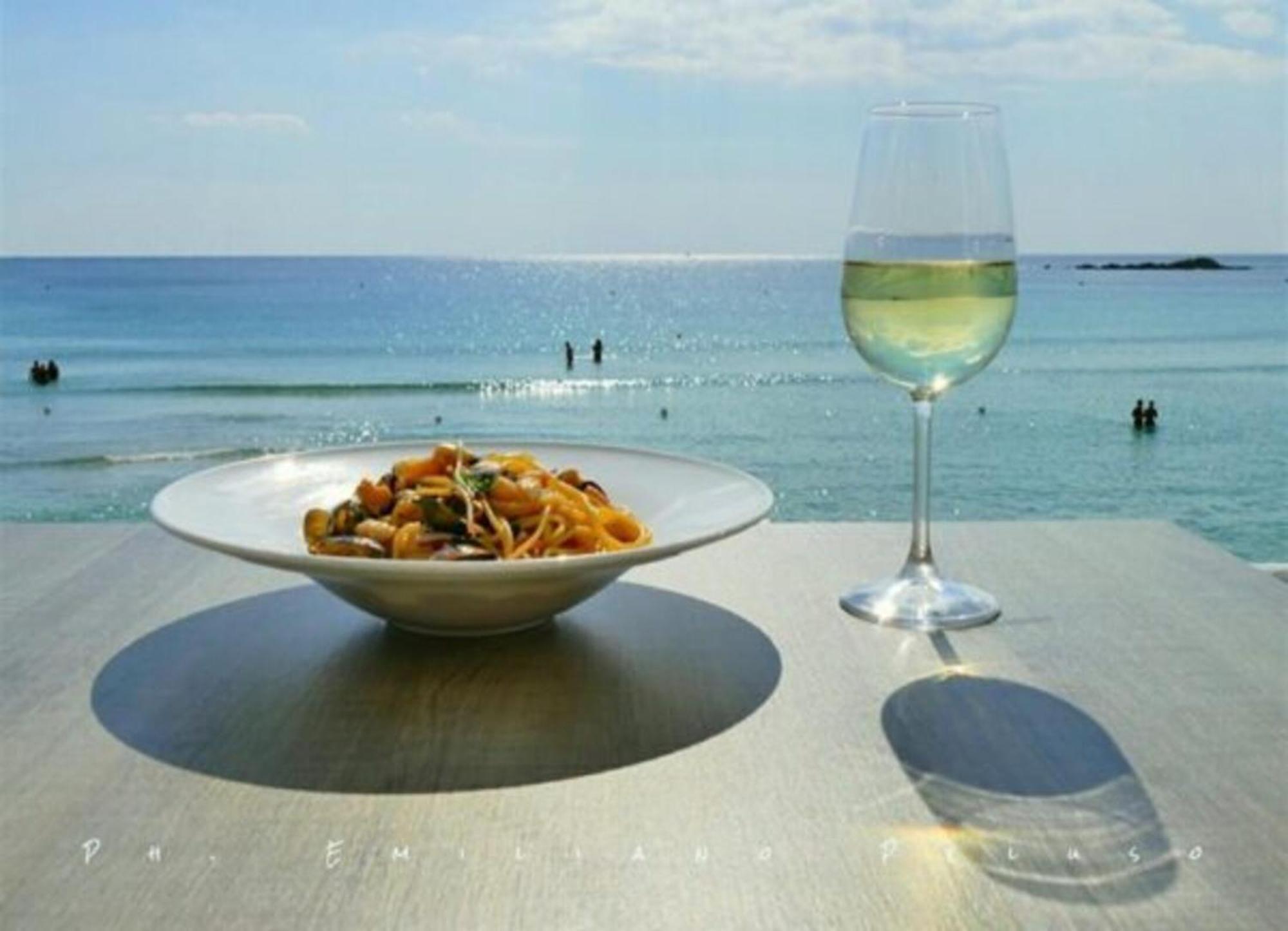 The Blue Panoramic Penthouse Villa Porto Cesareo Eksteriør billede